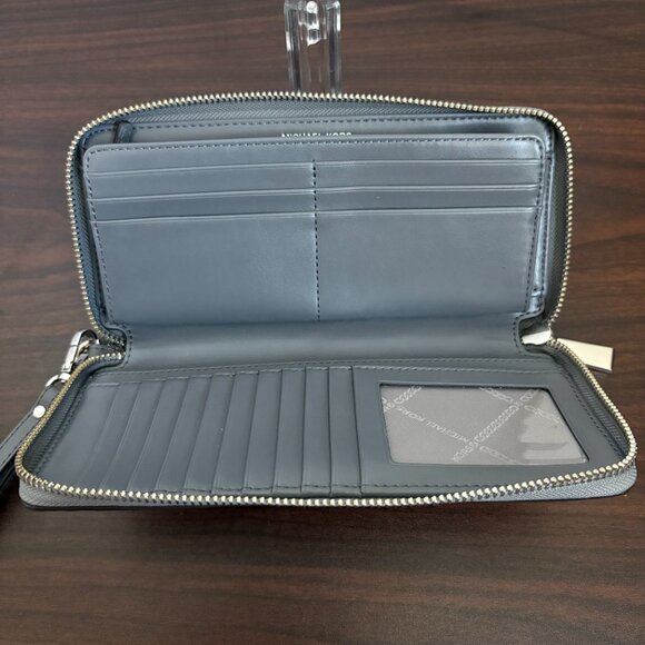 Michael Kors Jet Set Travel Large Continental Wallet Wristlet MK Signature Grey - Picture 3 of 6